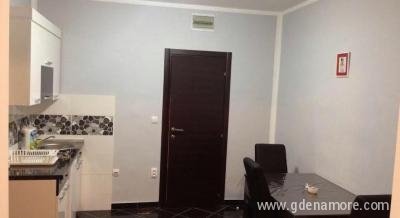 Anči apartmani, Частный сектор жилья Игало, Черногория